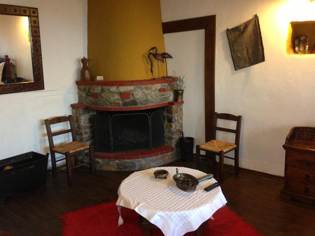 Guesthouse Eleni Palaios Panteleimonas Ruang foto